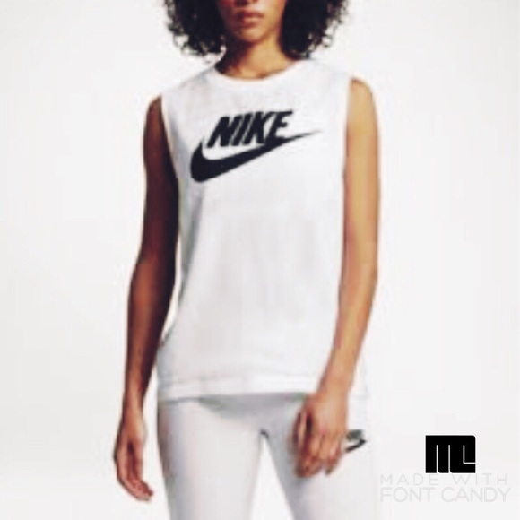 Nike Tops - 👟Nike Mesh Tank